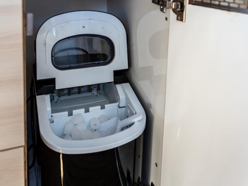 Book yachts online - motorboat - Nautika 1150 - Nautika 1150 (Dominika) - rent