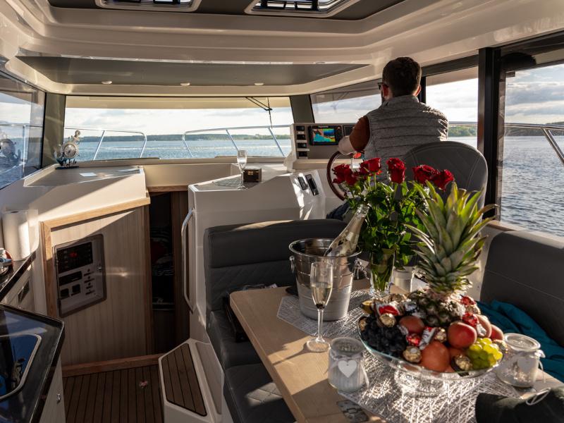 Book yachts online - motorboat - Nautika 1150 - Nautika 1150 (Dominika) - rent