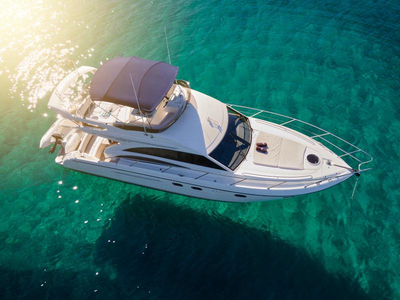 Book yachts online - motorboat - Princess 42 - Touché - rent