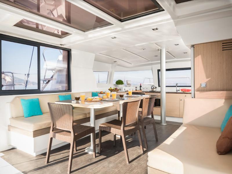 Book yachts online - catamaran - Bali 4.0 - Sofia - rent