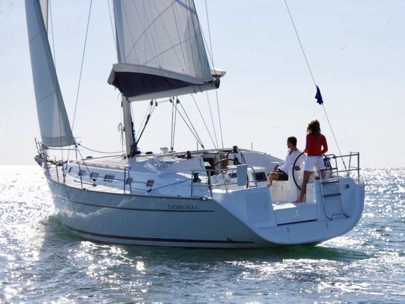 Book yachts online - sailboat - Cyclades 43.3 - Cip e Par - rent