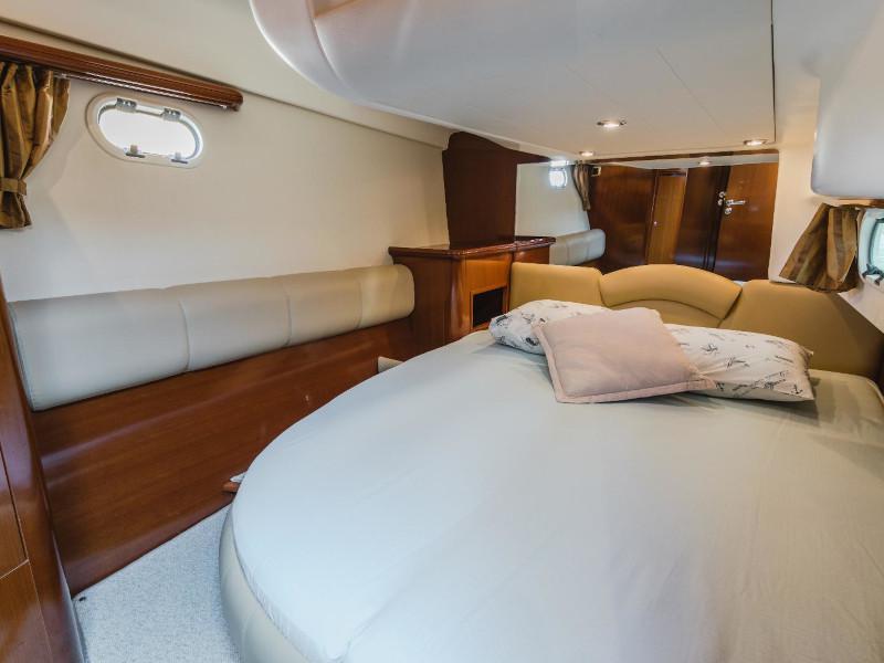 Book yachts online - motorboat - Jeanneau Prestige 46 Fly - UNPLUGGED - rent