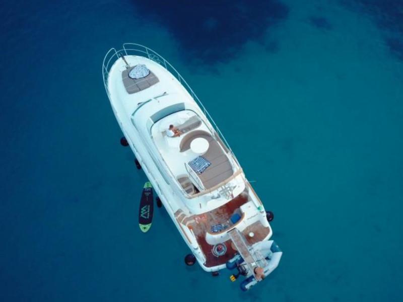 Book yachts online - motorboat - Jeanneau Prestige 46 Fly - UNPLUGGED - rent