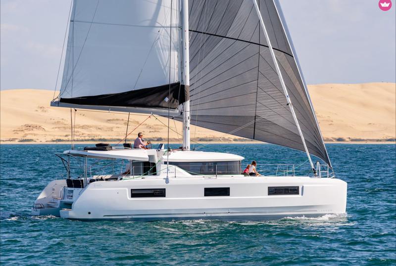 Book yachts online - catamaran - Lagoon 46 - Tigre - rent