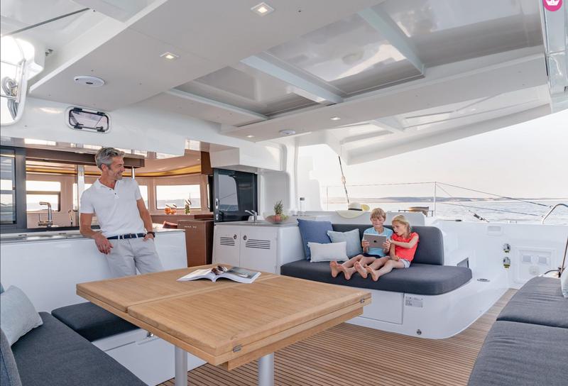 Book yachts online - catamaran - Lagoon 46 - Tigre - rent
