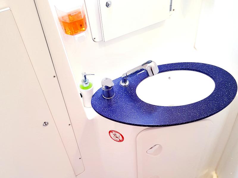 Book yachts online - sailboat - Cyclades 43.4 - TINA - rent