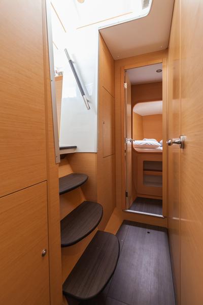 Book yachts online - catamaran - Lagoon 380 - Vienna - rent