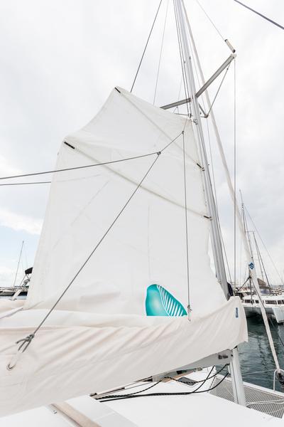 Book yachts online - catamaran - Lagoon 380 - Vienna - rent