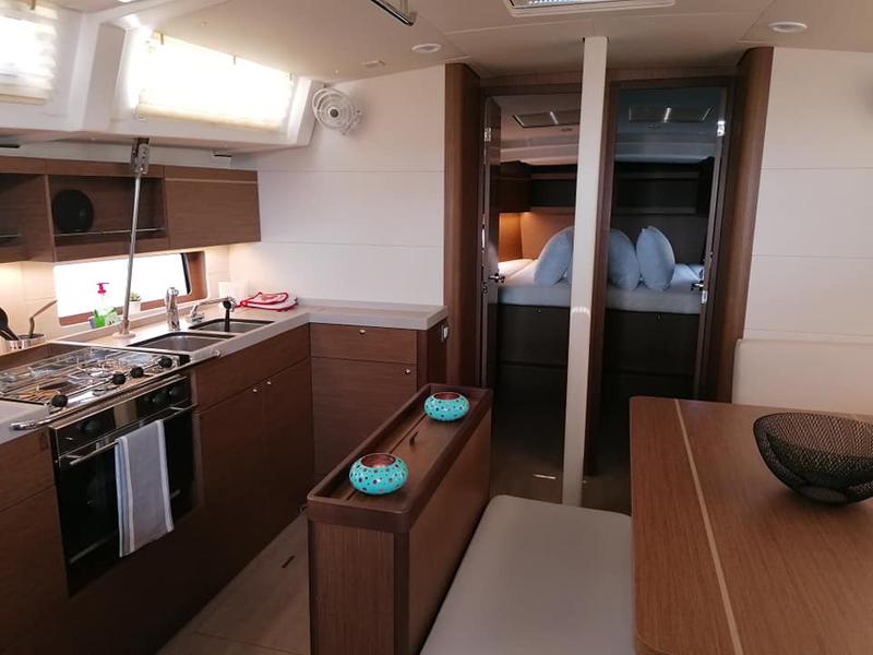 Book yachts online - sailboat - Oceanis 46.1 - Blue Odyssey (A/C,generator,electric heads) - rent