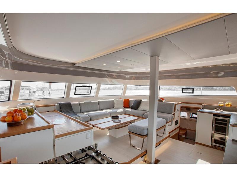 Book yachts online - catamaran - Excess 12 - Brigante - rent