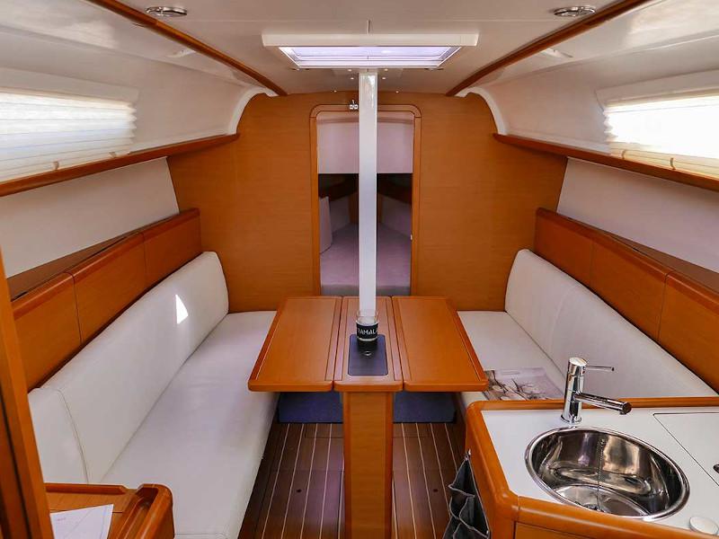 Book yachts online - sailboat - Sun Odyssey 33i - Ribellina - rent