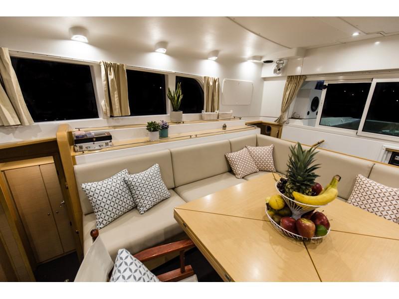 Book yachts online - catamaran - Lagoon 500 - Skippered - TORO BIANCO - rent