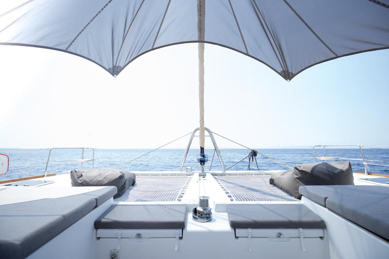 Book yachts online - catamaran - Lagoon 500 - Skippered - TORO BIANCO - rent