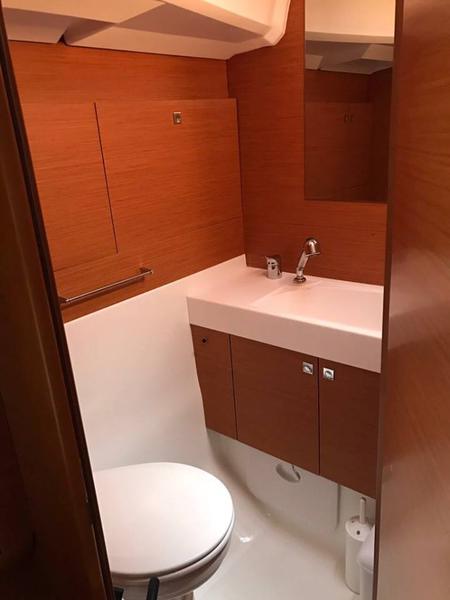 Book yachts online - sailboat - Sun Odyssey 519 -  6 cabs - MARINA - rent