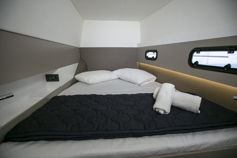 Book yachts online - catamaran - Bali 4.1 - FORTUNA II - rent