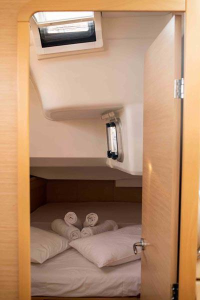 Book yachts online - sailboat - Sun Odyssey 449 - ath44908 - rent