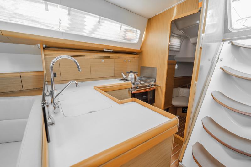Book yachts online - sailboat - Sun Odyssey 42DS - ALEKA - rent