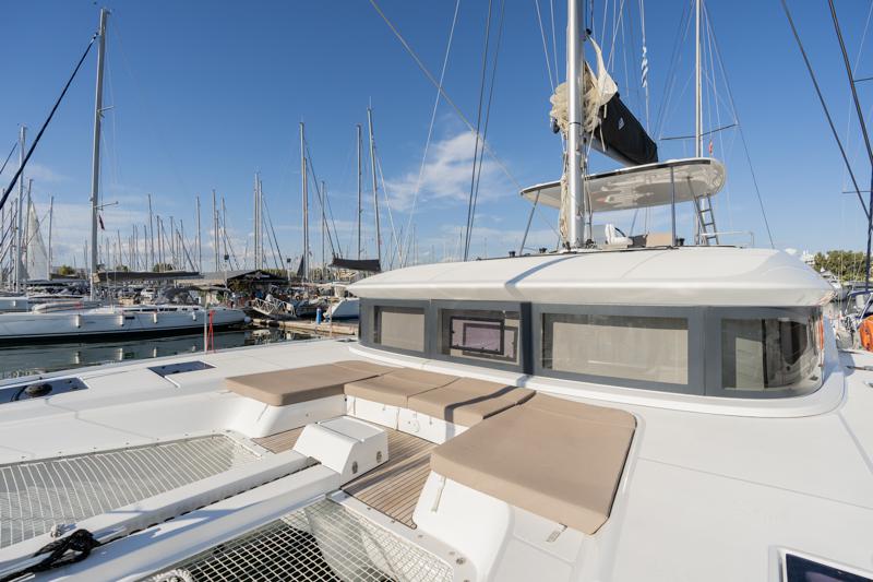 Book yachts online - catamaran - Lagoon 50 (6 cabs) -  Skippered - PELAGIC CAT - rent