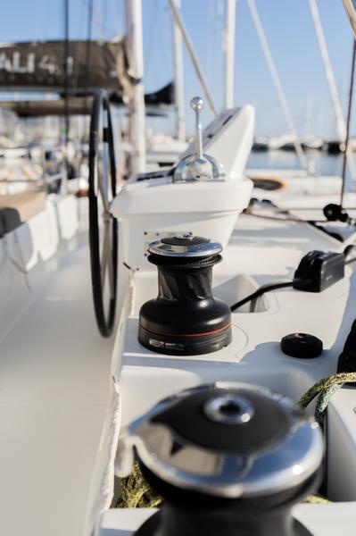 Book yachts online - catamaran - Lagoon 50 (6 cabs) -  Skippered - PELAGIC CAT - rent