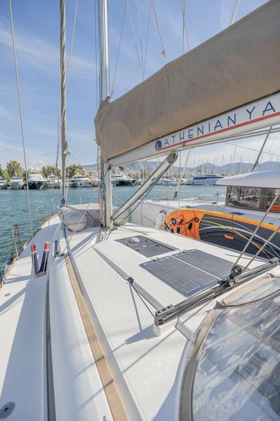 Book yachts online - sailboat - Sun Odyssey 439 - ATHINA - rent