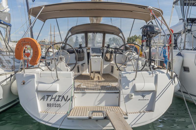 Book yachts online - sailboat - Sun Odyssey 439 - ATHINA - rent