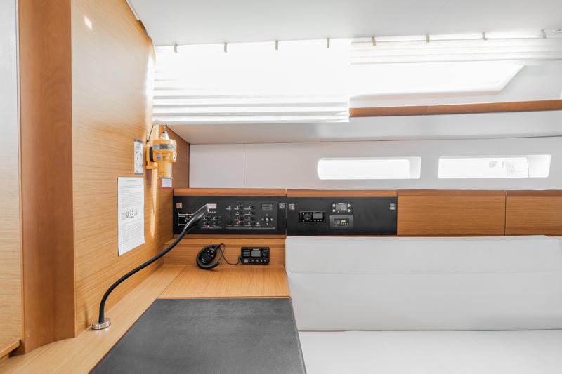 Book yachts online - sailboat - Sun Odyssey 519 -  6 cabs - PANAGIA - rent