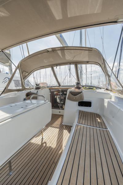 Book yachts online - sailboat - Sun Odyssey 519 -  6 cabs - PANAGIA - rent