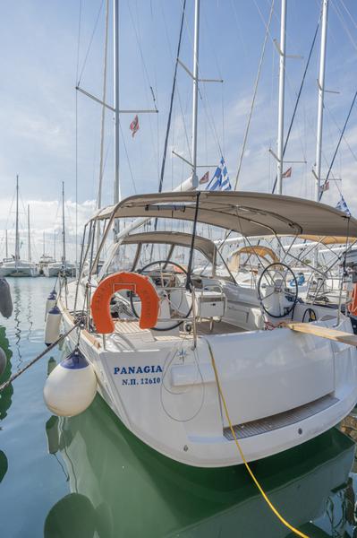 Book yachts online - sailboat - Sun Odyssey 519 -  6 cabs - PANAGIA - rent