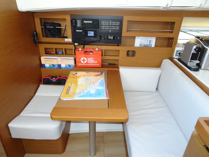 Book yachts online - sailboat - Sun Odyssey 490 - ALFADER (NEW MODEL, BLUE HULL, AC+GEN.) - rent
