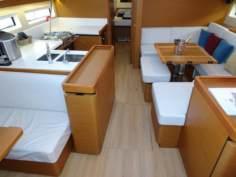 Book yachts online - sailboat - Sun Odyssey 490 - ALFADER (NEW MODEL, BLUE HULL, AC+GEN.) - rent