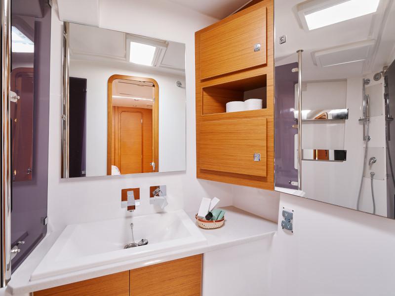 Book yachts online - sailboat - Dufour 56 Exclusive Owner Version - KABUKI - fully equipped - rent