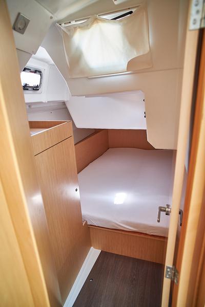 Book yachts online - sailboat - Oceanis 38.1 - Mici - rent