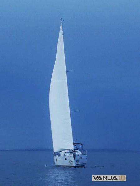 Book yachts online - sailboat - Elan 45 Impression - Vanja - rent