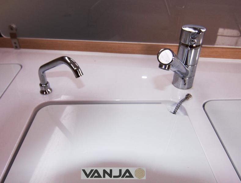 Book yachts online - sailboat - Elan 45 Impression - Vanja - rent