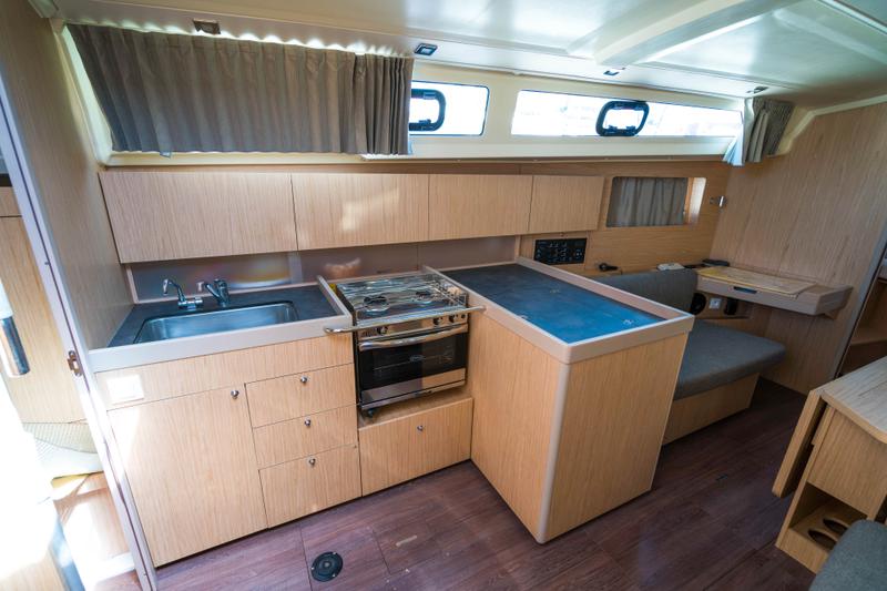 Book yachts online - sailboat - Oceanis 41.1 - White Pearl - rent