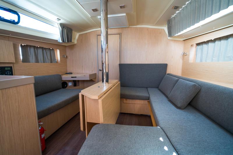 Book yachts online - sailboat - Oceanis 41.1 - White Pearl - rent