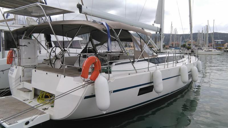 Book yachts online - sailboat - Bavaria C45 - Atokos - rent