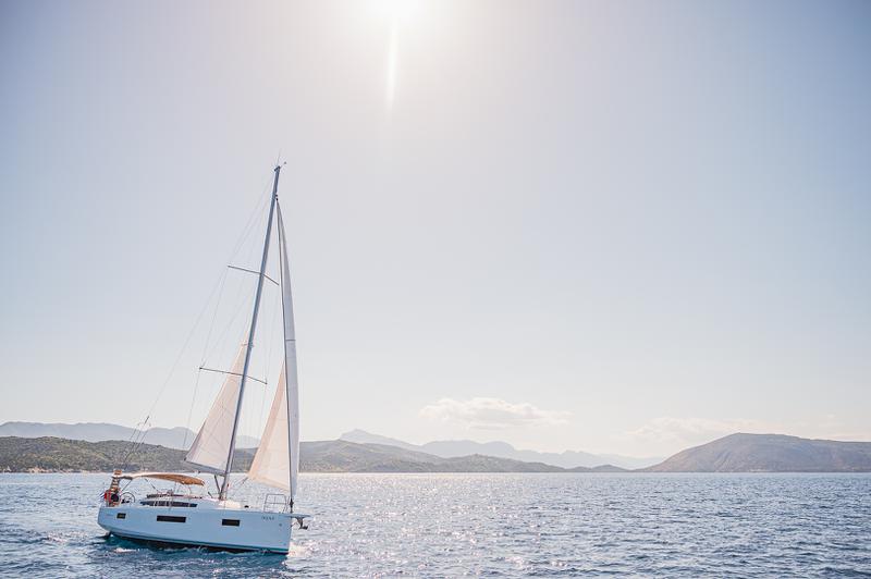 Book yachts online - sailboat - Sun Odyssey 410 - Irene - rent