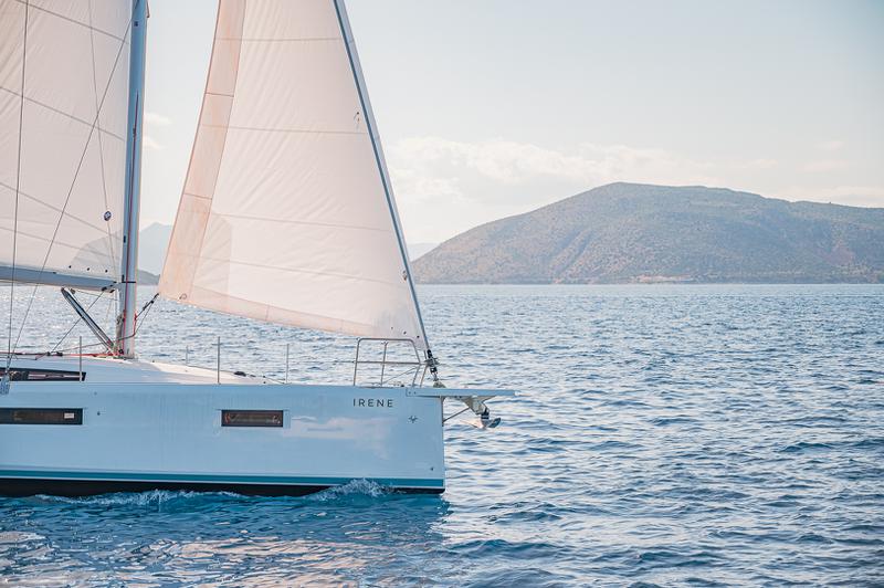 Book yachts online - sailboat - Sun Odyssey 410 - Irene - rent