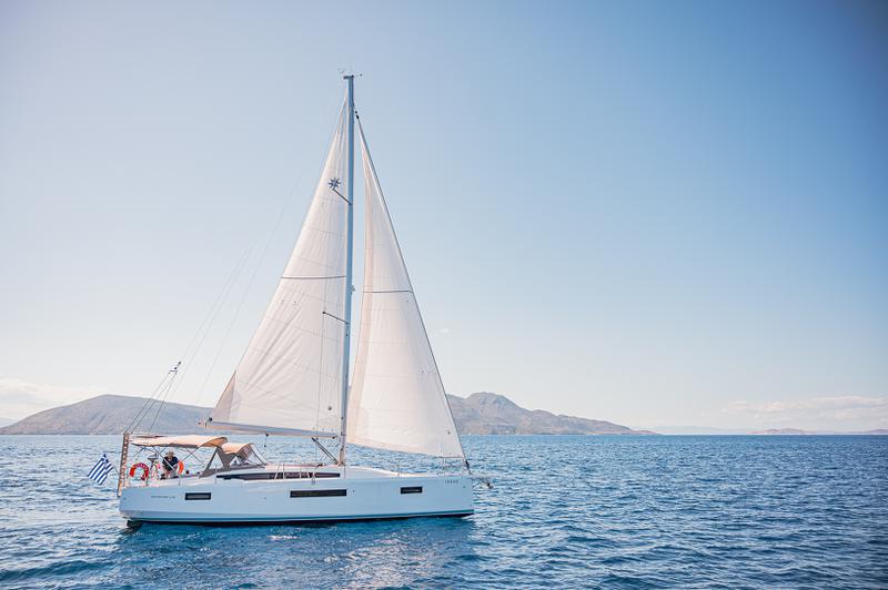 Book yachts online - sailboat - Sun Odyssey 410 - Irene - rent