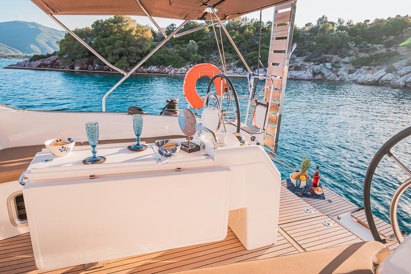 Book yachts online - sailboat - Sun Odyssey 410 - Irene - rent