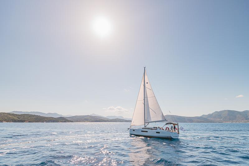 Book yachts online - sailboat - Sun Odyssey 410 - Irene - rent