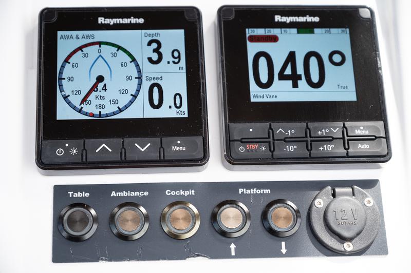 Book yachts online - sailboat - Sun Odyssey 410 - Irene - rent