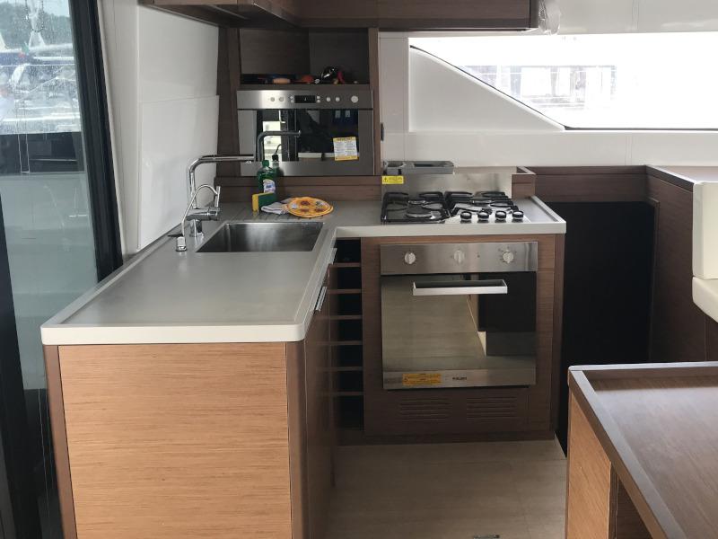 Book yachts online - catamaran - Lagoon 50 - Thor - rent