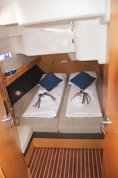 Book yachts online - sailboat - Bavaria Cruiser 51 - Margot One (Air Condition) - rent