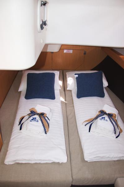 Book yachts online - sailboat - Bavaria Cruiser 51 - Margot One (Air Condition) - rent