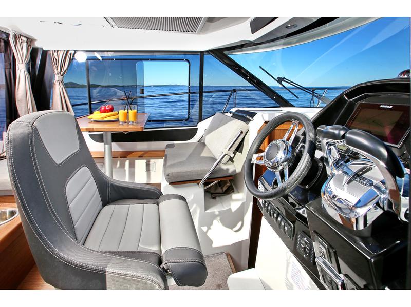 Book yachts online - motorboat - Merry Fisher 895 - Roko 272371ZD - rent