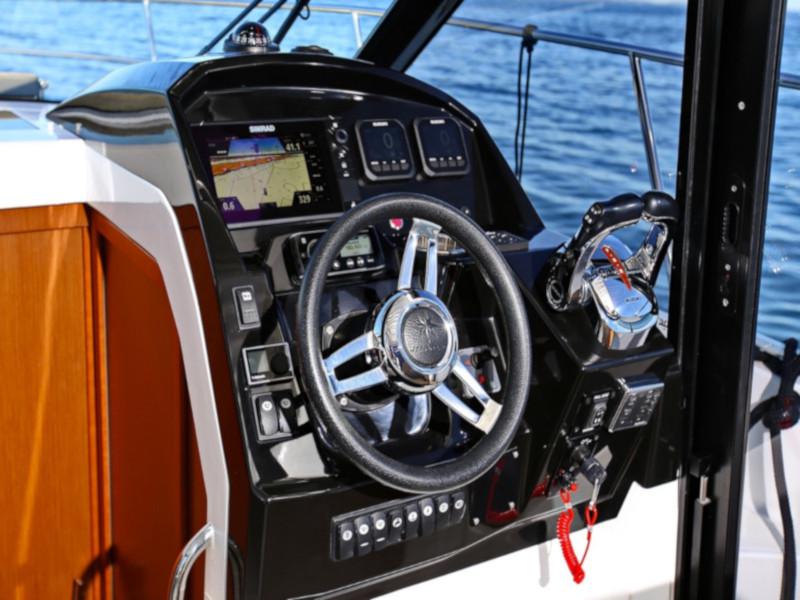 Book yachts online - motorboat - Merry Fisher 895 - Roko 272371ZD - rent