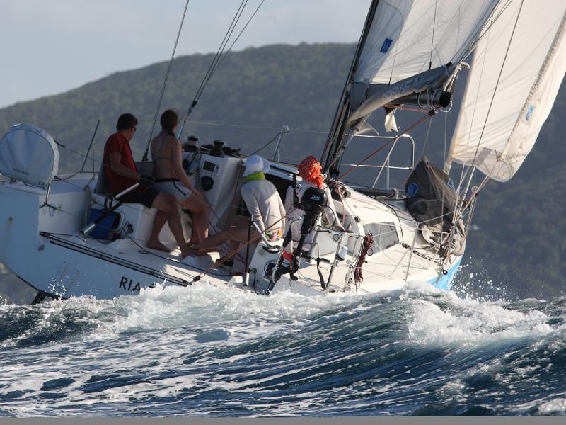 Book yachts online - sailboat - Pogo 30 - RIA ÉA  - rent