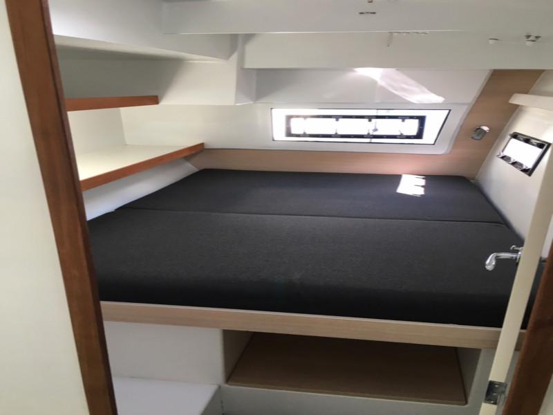 Book yachts online - catamaran - TS 42 - CASTOR - rent